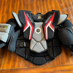 XL  Vaughn SLR3 Goalie Chest Protector (Used)