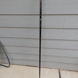 All Black Senior Bauer Vapor Hyperlite 2 Left Hand Hockey Stick P28 Pro Stock (Used)