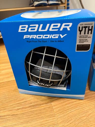 Youth Bauer Prodigy Helmet Yth 9.0 (Used)