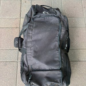 Black EvoShield Wheeled Catcher's Bag (Used)