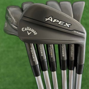 Callaway Apex 24 TI Fusion Black Smoke Iron Set