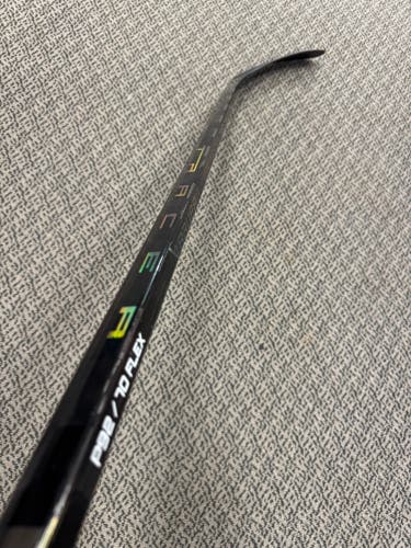 Bauer Black Nexus Tracer 70 Flex P92 curve left hand stick