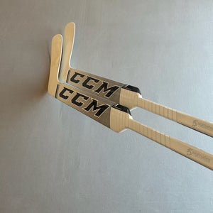 *2 Pack* of New Senior CCM Extreme Flex 4 26" Paddle Full Right Goalie Sticks