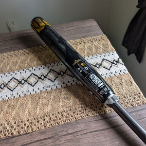 DeMarini CF Composite Bat (-10) 22 oz 32" (Used)