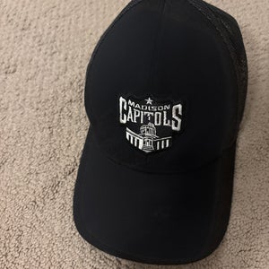 Madison Capitals Hockey Hat Black Men's One Size Fits All Flow Hat (New)