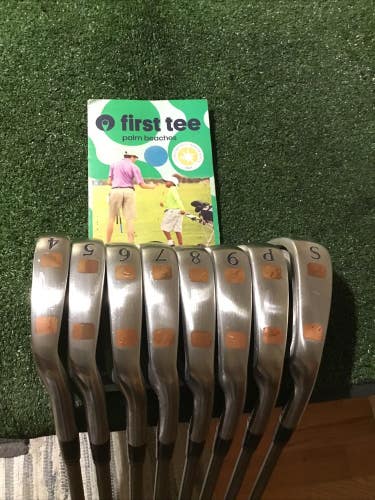 Square Two Ladies Light & Easy XL Irons Set (4-PW-SW)Lightweight Graphite Shafts