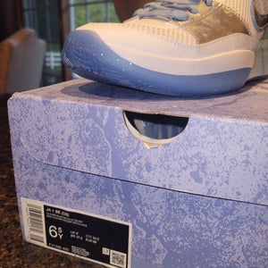 Kid's Size M 6.5