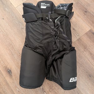 Senior Large Bauer X Hockey Pants (Used - Excellent Condition)