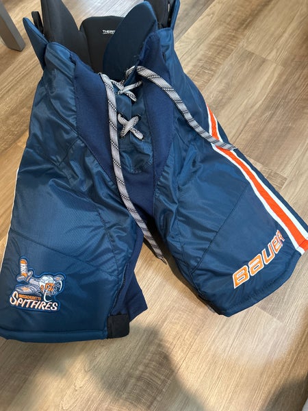 Bauer ThermoMax hockey pants - Mass Spitfires logo