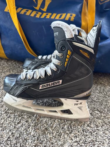 Bauer Supreme Comp Hockey Skates Regular Width Size 3.5 (Used)