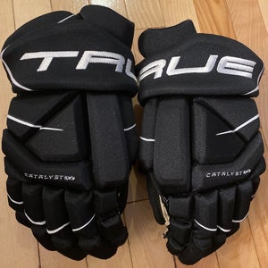 Used ( Like New )True Catalyst 5X3 Gloves 13" Black