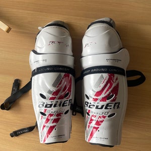 Bauer  6000  Size  13" Shin Pads (Used)