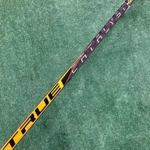 Intermediate True Catalyst 9X TC2 Hockey Stick Right Hand (Used)