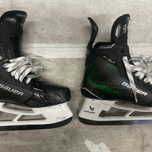 2024 Bauer Shadow CUSTOM Hockey Skates 8.5 (Used)