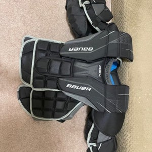 Medium Bauer GSX Goalie Chest Protector (New)