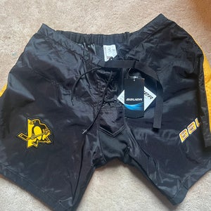 Hockey pant shell