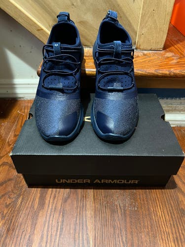 Black Unisex Youth Size M 6.5 (W 7.5) Under Armour Shoes (New)