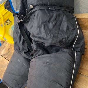 Senior Medium Bauer Supreme One15 Hockey Pants (Used)