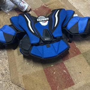 Small / Medium  Vaughn Velocity V7 Goalie Chest Protector (Used)