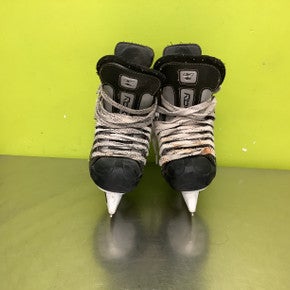 Used Reebok 4K Junior Hockey Skate Junior 04 11686-S000044351