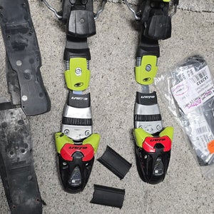 Elan Racing Ski Bindings Max Din 17 (Used)
