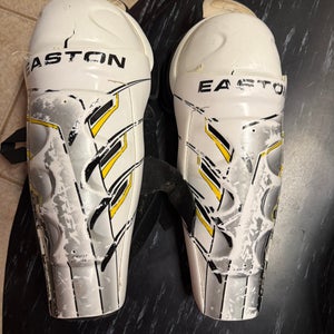 Senior Easton Synergy EQ20 16" Shin Pads