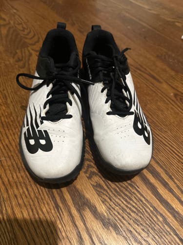 Used New Balance Fuel Cell turfs STFUSEW3