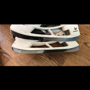 2024 Bauer Vapor Hyperlite 2 Hockey Skates (Used)
