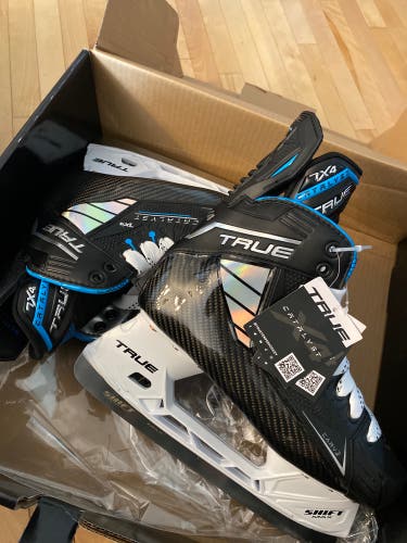 New True Catalyst 7X4 Hockey Skates 7.5 Regular