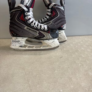 Used Bauer VAPOR X60 Junior Hockey Skate Junior 02 11858-S000077046