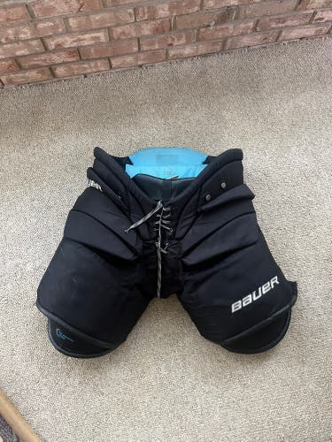 Used Large Bauer 9000 Goalie Pants