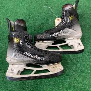Senior Bauer Vapor Hyperlite 2 Hockey Skates 7 (Used)