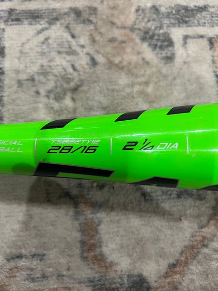 Batte De Baseball Easton Typhoon LK70T - 28 Pouces, 17 Oz, -11 - Jeune