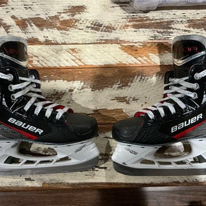 2024 Bauer Vapor X LTX Pro Hockey Skates Regular Width Size 1.5 (Used)