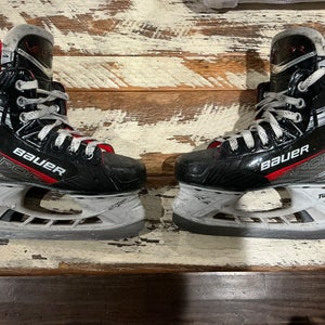 Bauer LTX Pro+ Hockey Skates Regular Width Size 1 (Used)