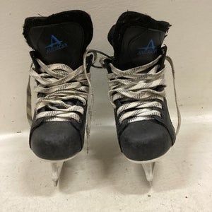 Used American Athletic A 2.0 Junior Hockey Skate Junior 02 11725-S000486476