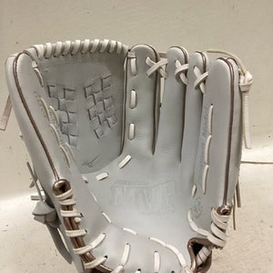 Used Mizuno GMVP 1250SF2DW RH Throw Fastpitch Gloves White 12 1/2" 11725-S000487631