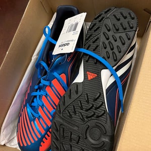Men's  Size M 9.5 (W 10.5) Adidas Cleats (New)