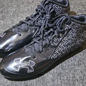 Under Armour UA Nitro Low Black Men's (US Size 8.5) Football Cleats
