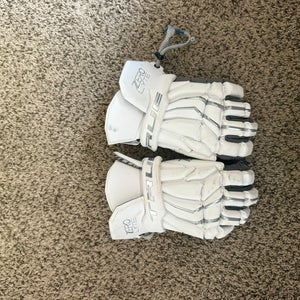 True Zerolyte Lacrosse Gloves 12" (Used)