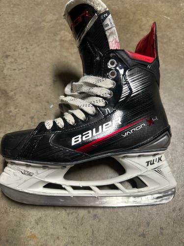 Bauer Vapor X4 Hockey Skates  8 (Used)