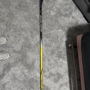 Senior Bauer Hyperlite 2 Right Handed Hockey Stick P28 (New)
