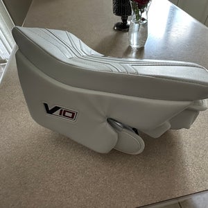 Vaughn v10 pro carbon blocker- BRAND NEW - FULL RIGHT !!