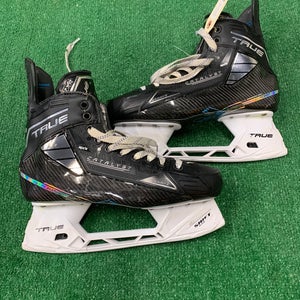 True Catalyst 9X4 Hockey Skates | Senior 11 (Regular)