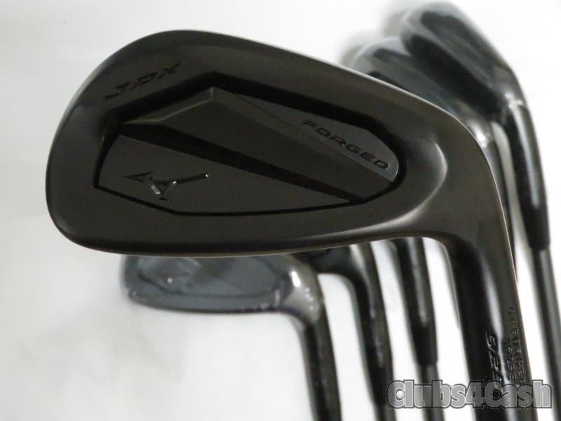 Mizuno JPX 925 Forged Black Irons Dynamic Gold Mid Tour Issue S400