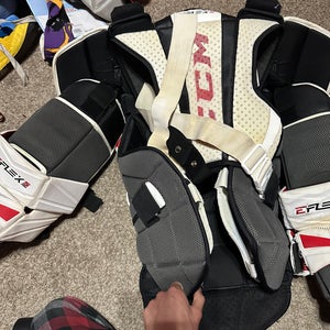 XL  CCM Extreme Flex 5 Pro Goalie Chest Protector (Used)