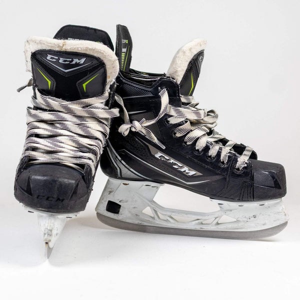 CCM Ribcor 76K Size 3.0D Hockey Skates