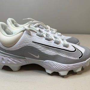 Size 8.5 Men’s Nike Alpha Huarache Elite 4 Low Molded Baseball Cleats