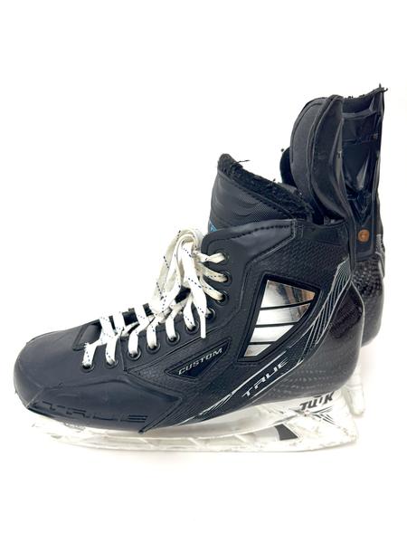 True Pro Custom Skates Size 8.5 E