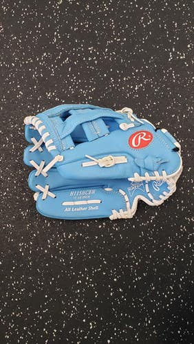 Used Rawlings H115HCBW BB/SB Glove RH Throw Carolina Blue 11 1/2" 11849-S000029202